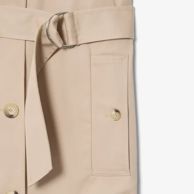 Gabardina oversize repelente al agua