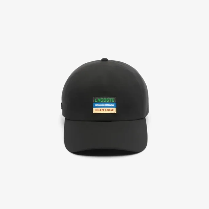 Gorra unisex repelente al agua con insignia