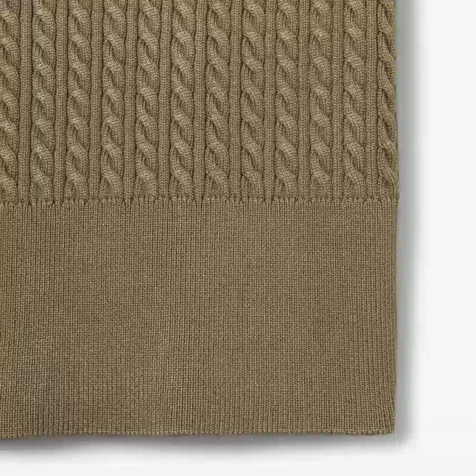 Jersey de cuello polo con punto trenzado de pasarela