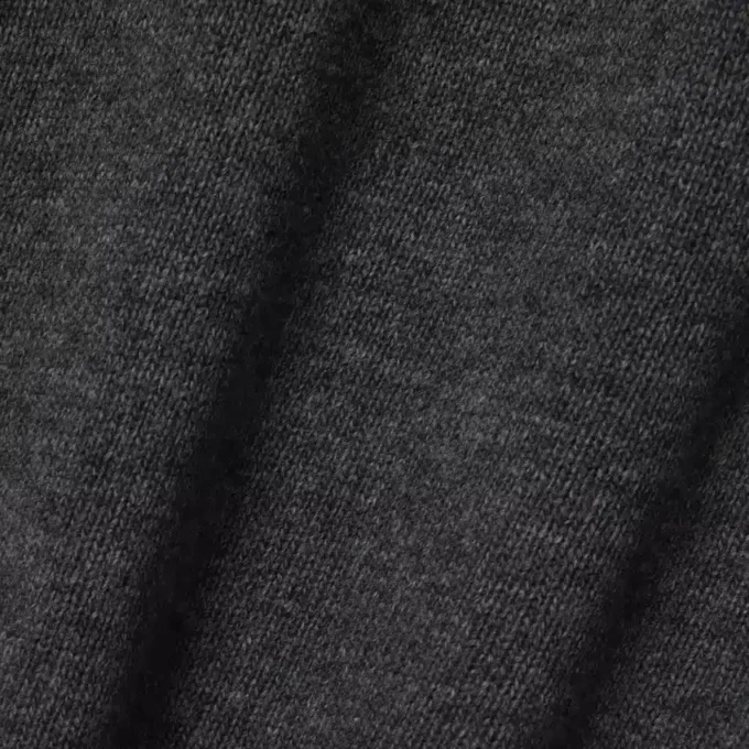 Jersey de lana de cuello alto con cremallera para hombre