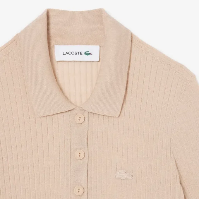 Jersey de lana merina con cuello polo y punto elástico 3D