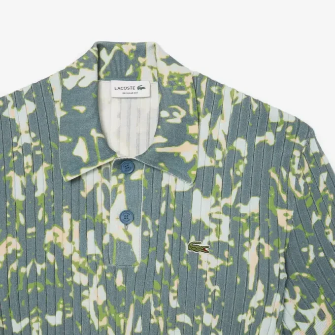 Jersey de manga corta con cuello polo y estampado gráfico para hombre