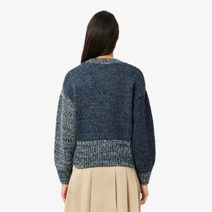 Jersey de mujer de mezcla de lana con cuello alto y punto trenzado