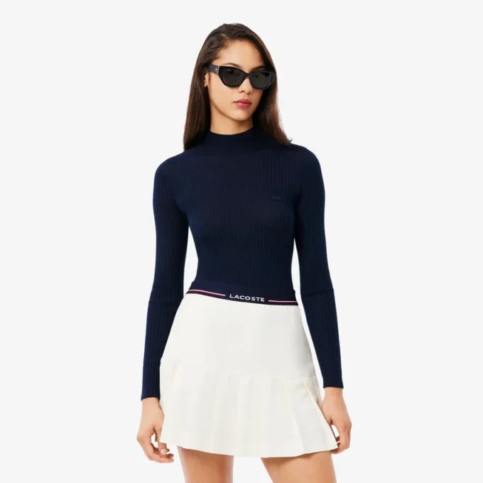 Jersey de mujer de punto acanalado de lana merina con cuello alto