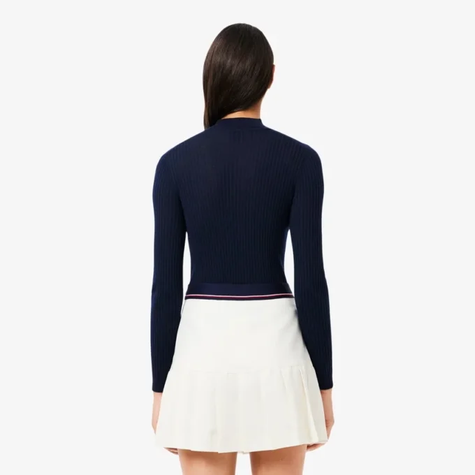 Jersey de mujer de punto acanalado de lana merina con cuello alto