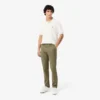 Pantalones chinos de sarga elástica de corte ajustado