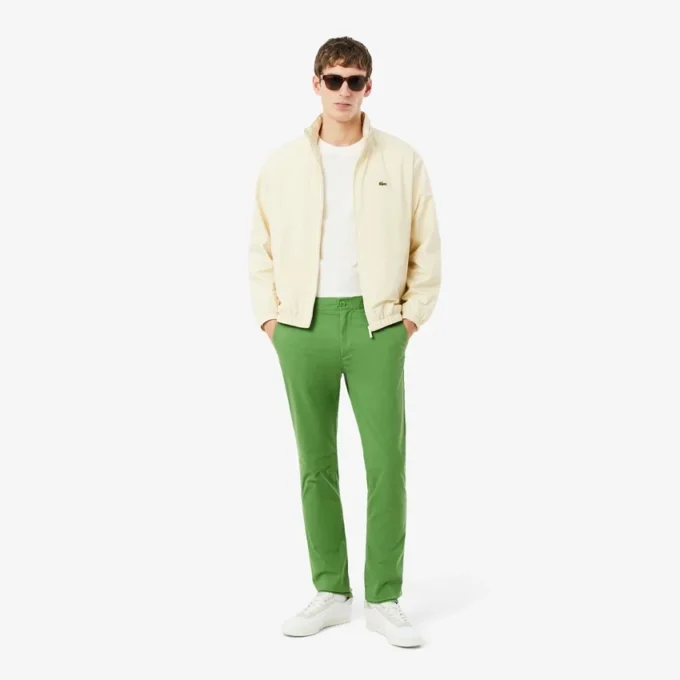 Pantalones chinos de sarga elástica de corte ajustado
