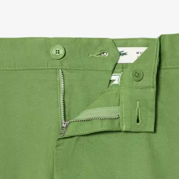 Pantalones chinos de sarga elástica de corte ajustado