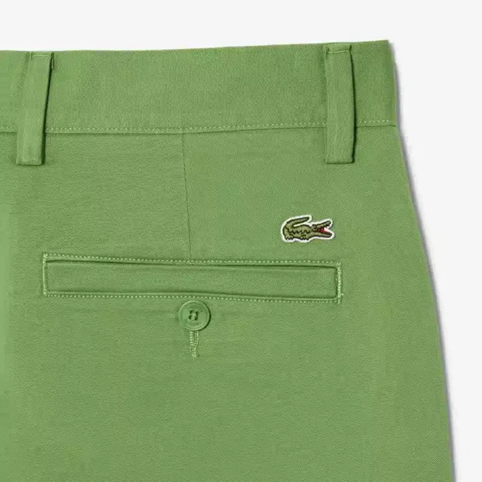 Pantalones chinos de sarga elástica de corte ajustado