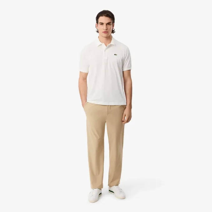 Pantalones chinos elásticos de corte regular