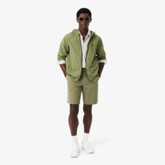Pantalones cortos bermudas de sarga de algodón elástico de corte regular