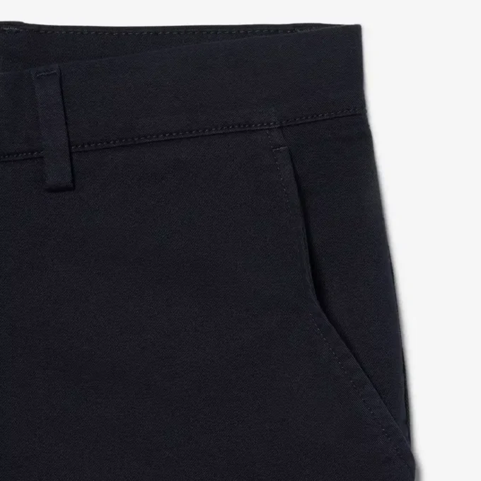 Pantalones cortos bermudas de sarga de algodón elástico de corte regular