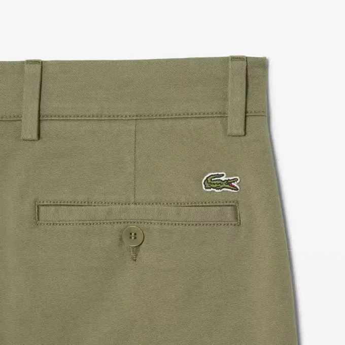 Pantalones cortos bermudas de sarga de algodón elástico de corte regular