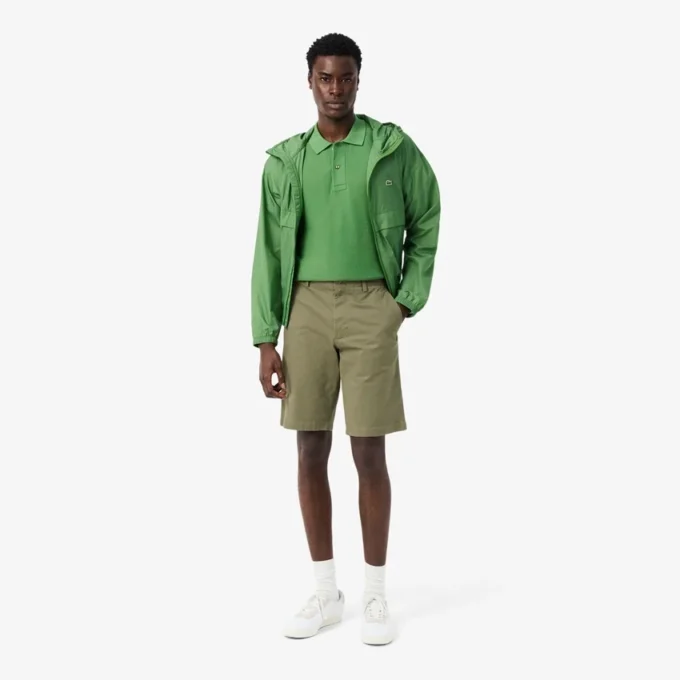 Pantalones cortos chinos de sarga elástica