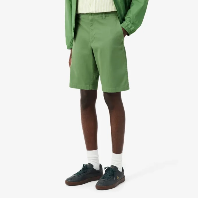 Pantalones cortos chinos de sarga elástica