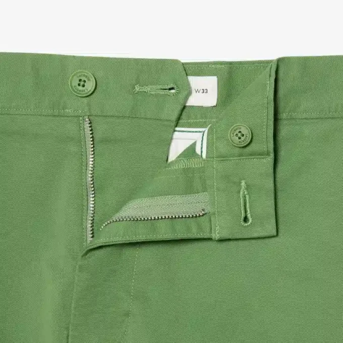 Pantalones cortos chinos de sarga elástica