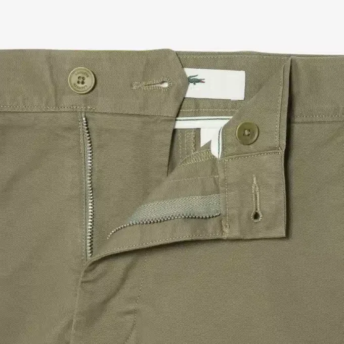 Pantalones cortos chinos de sarga elástica