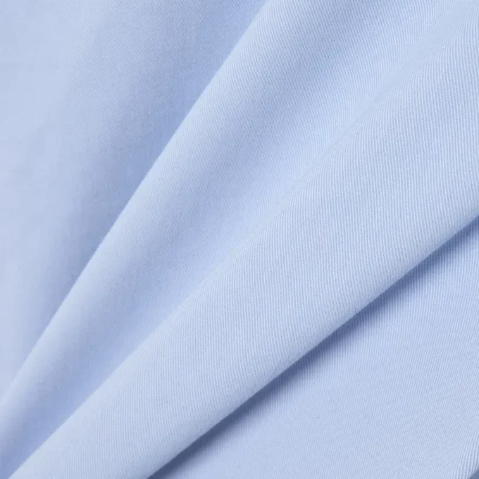Pantalones cortos chinos de sarga elástica