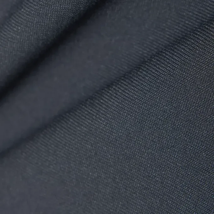 Pantalones cortos de corte ajustado para hombre