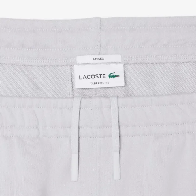 Pantalones de chándal con logotipo en relieve