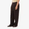 Pantalones de piqué con pliegues de corte holgado para hombre