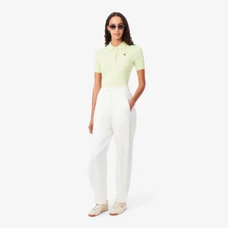Pantalones fluidos de corte ancho