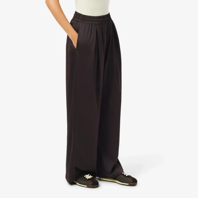 Pantalones oversize de satén con cintura elástica