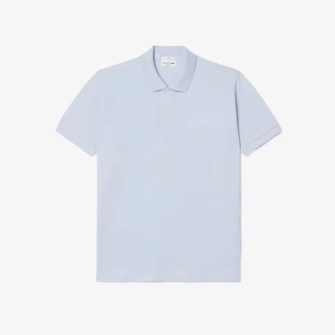 Polo de corte clásico con logotipo en relieve
