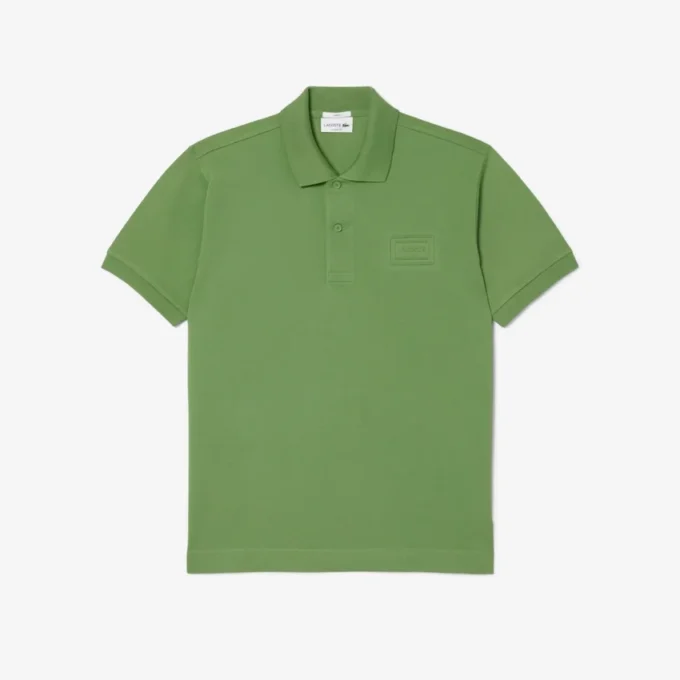 Polo de corte clásico con logotipo en relieve