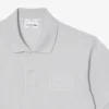 Polo de corte clásico con logotipo en relieve