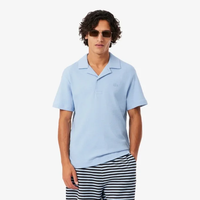 Polo de corte clásico con textura