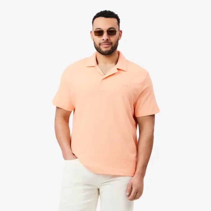 Polo de corte clásico con textura