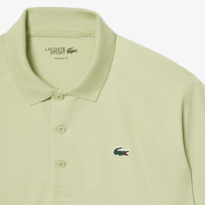 Polo de golf con protección UV de corte regular para hombre