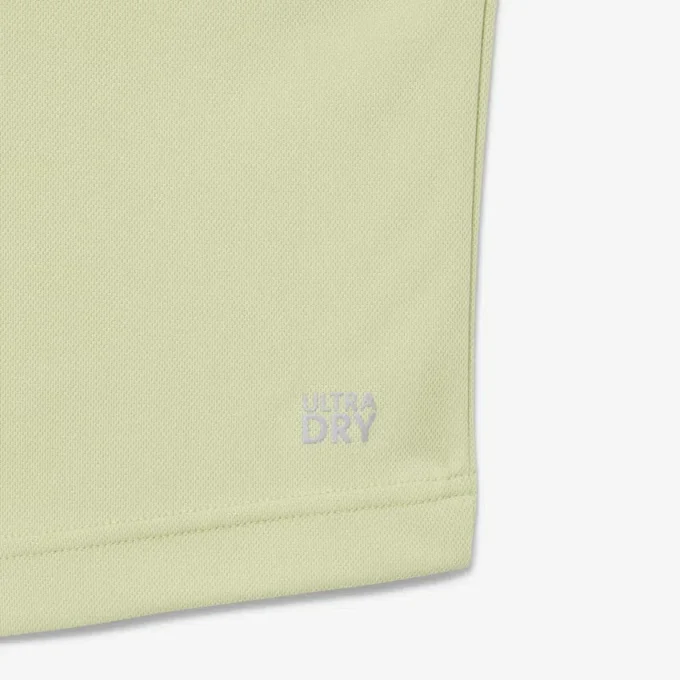 Polo de golf con protección UV de corte regular para hombre