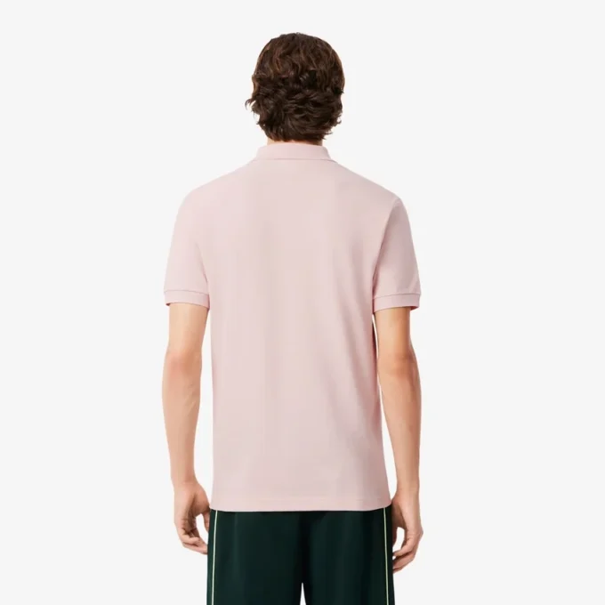 Polo de piqué con detalle bordado y corte clásico para hombre
