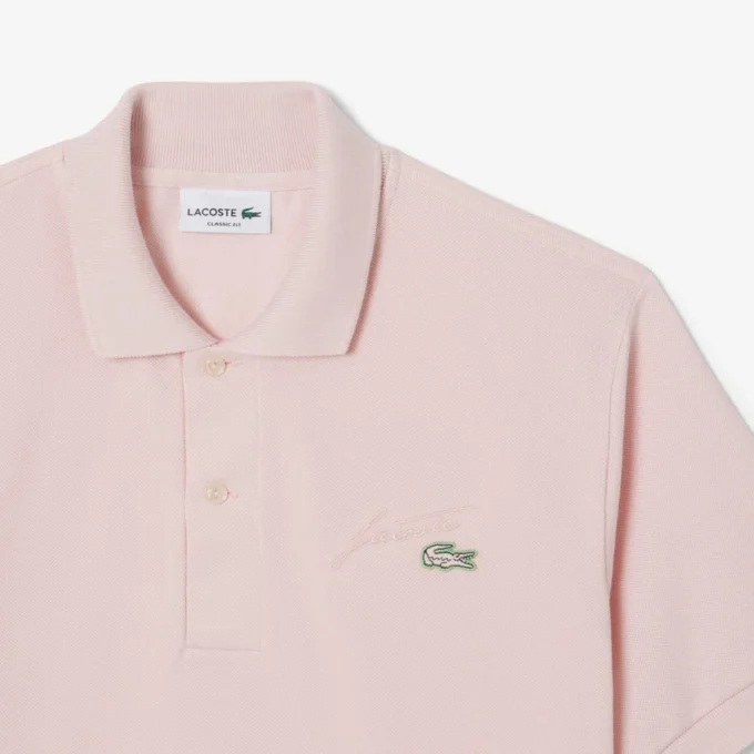 Polo de piqué con detalle bordado y corte clásico para hombre