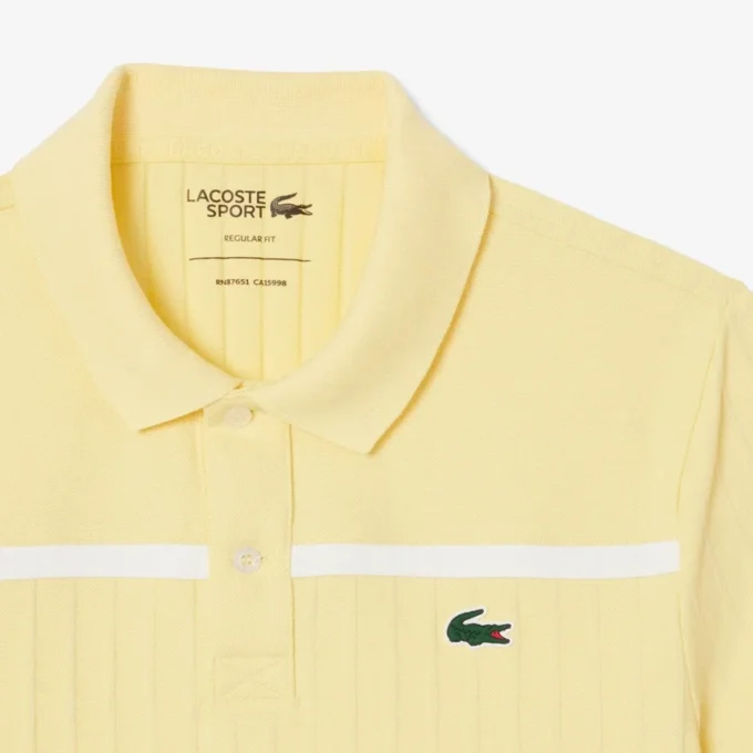 Polo de tenis Heritage para hombre con detalle de insignia Ultra Dry