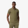 Polo de Tenis Ultra Dry con rayas de la marca para hombre