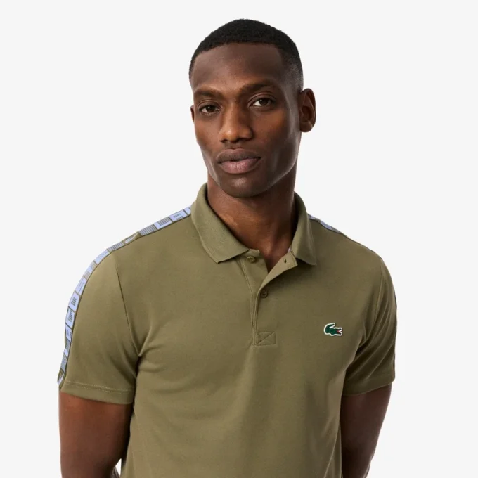 Polo de Tenis Ultra Dry con rayas de la marca para hombre