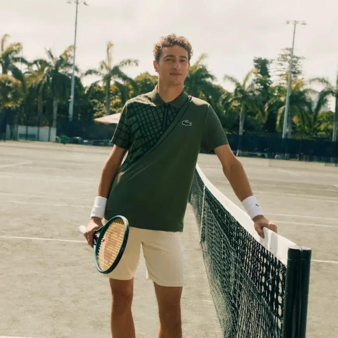 Polo de Tenis Ultra Dry estampado de corte entallado para hombre