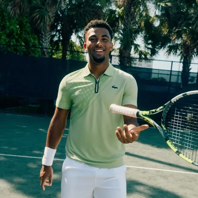 Polo de Tenis Ultra Dry estampado de corte entallado para hombre