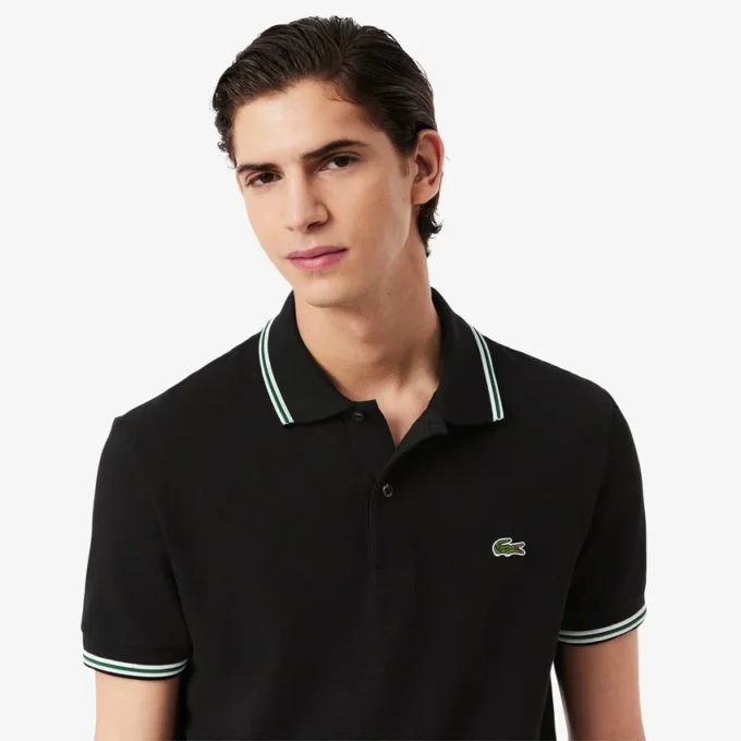 Polo L.12.12 de corte regular con detalles decorativos para hombre