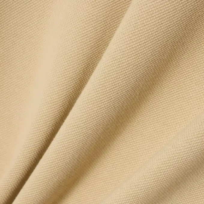 Polo L.12.12 de corte regular con detalles decorativos para hombre