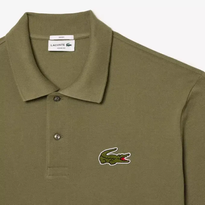 Polo unisex de corte holgado con insignia L.12.12 Piqua