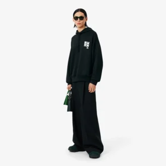 Sudadera con capucha y detalle de insignia Runway