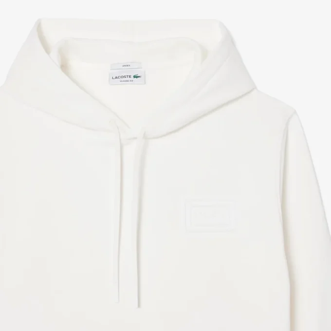 Sudadera con capucha y logotipo en relieve