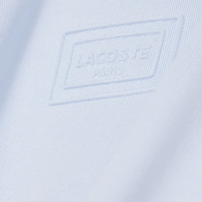 Sudadera con capucha y logotipo en relieve