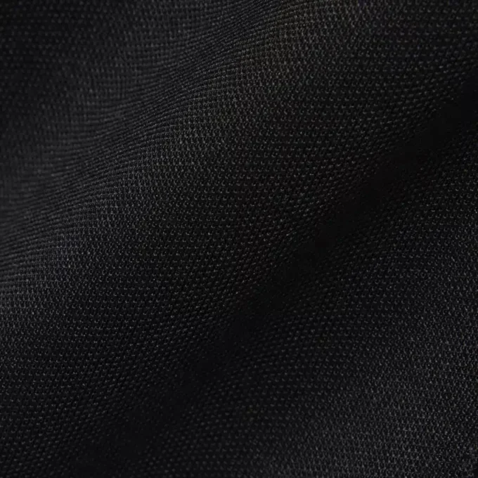 Sudadera con cremallera y detalles decorativos