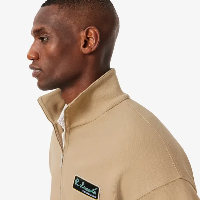 Sudadera de corte holgado con insignia exclusiva para hombre