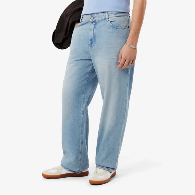 Vaqueros de denim de corte holgado